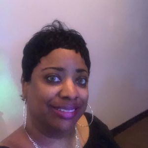 Meet your Posher, Junnell